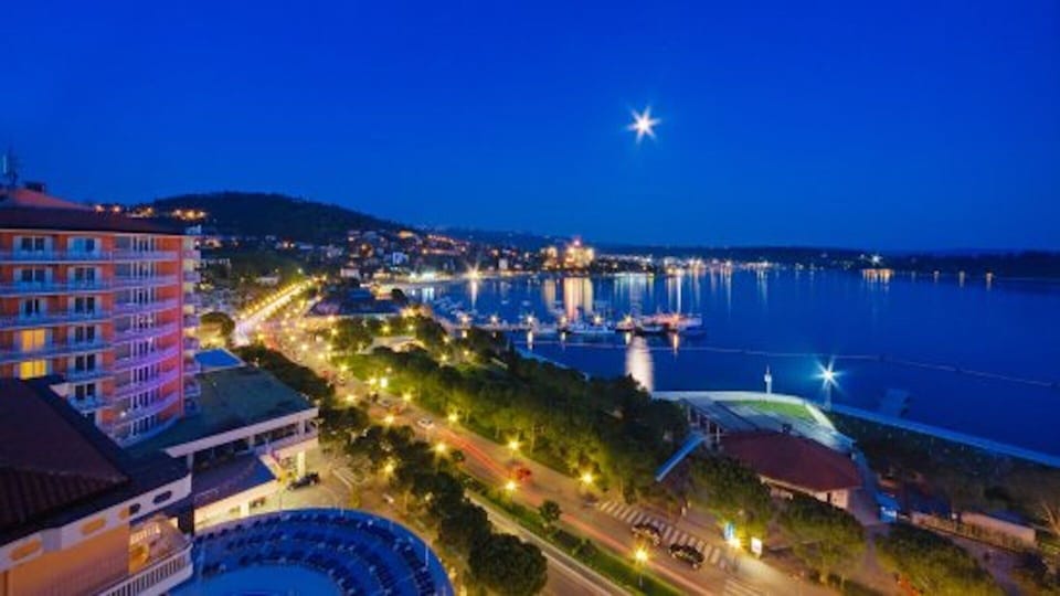Portoroz by night