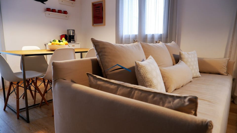 Living and dining area