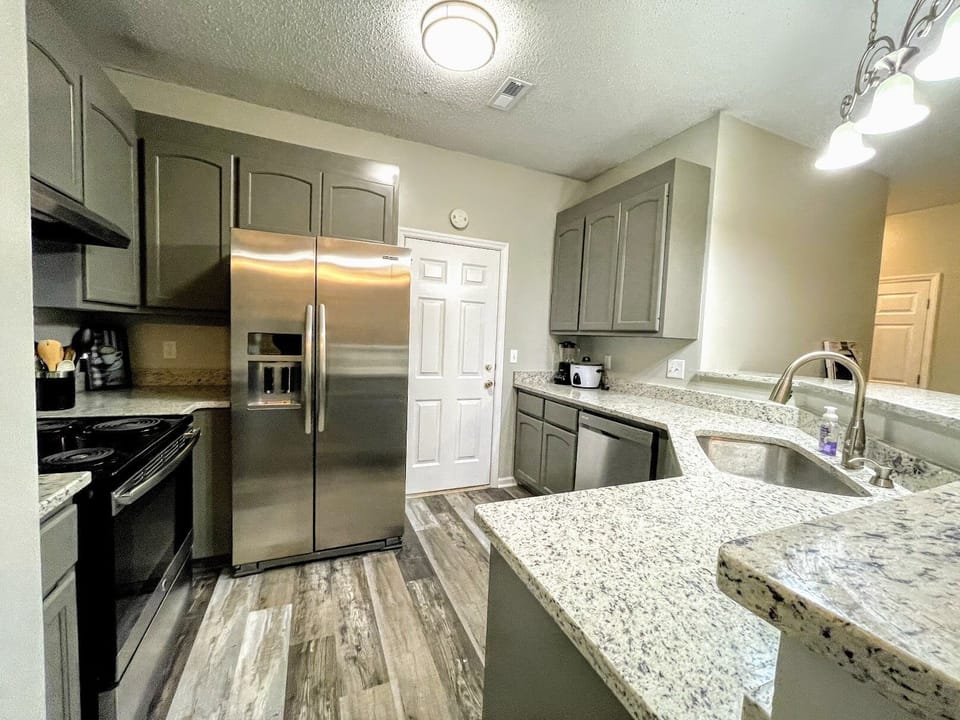 Fully equipped kitchen to make a great meal!