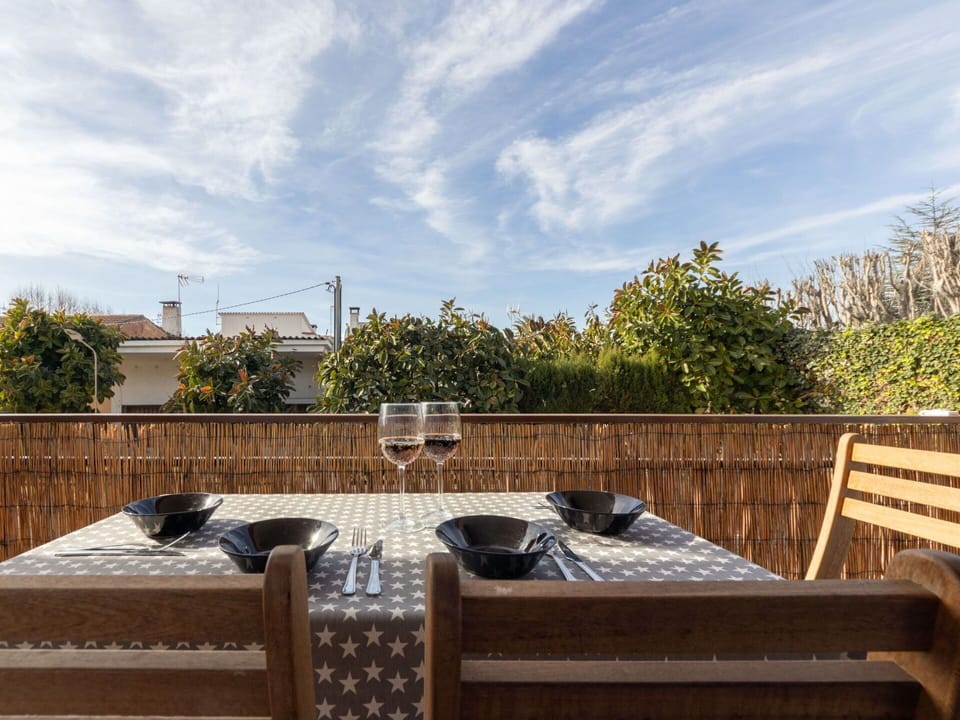Cloud, Sky, Furniture, Property, Plant, Building, Chair, Table, House, Tree