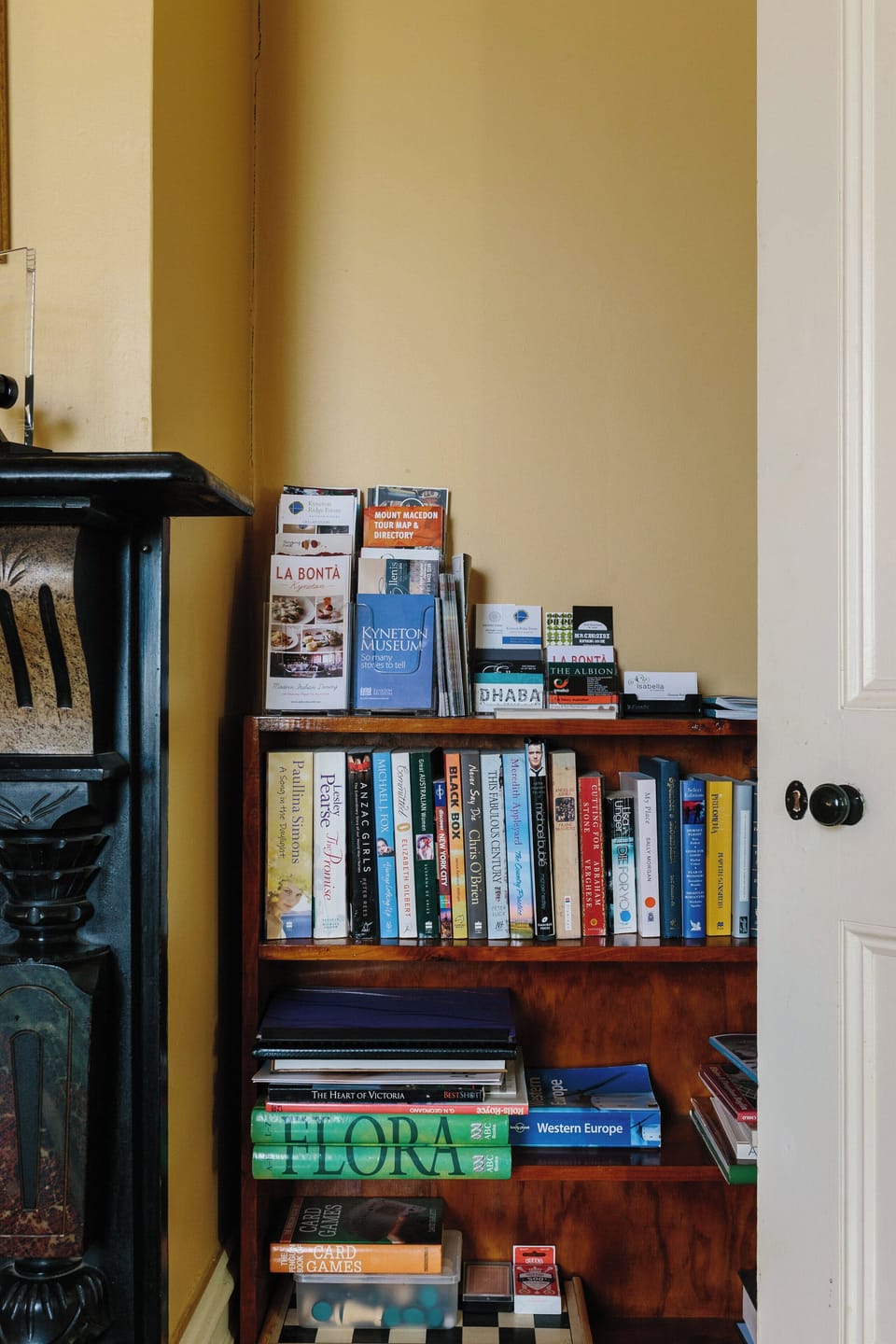 A great range of books and tourist brochures available to guests