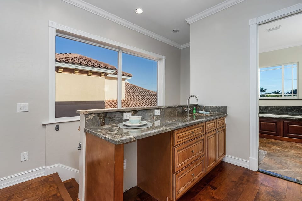 Kitchenette