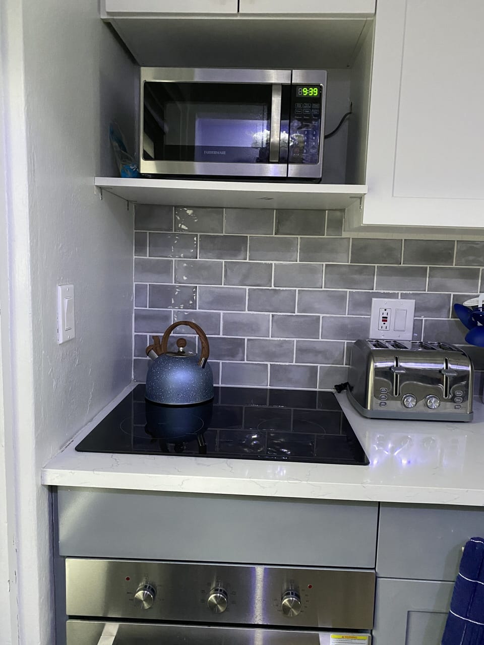 Glass top stove, oven, microwave & tea kettle! We also have a coffee maker!