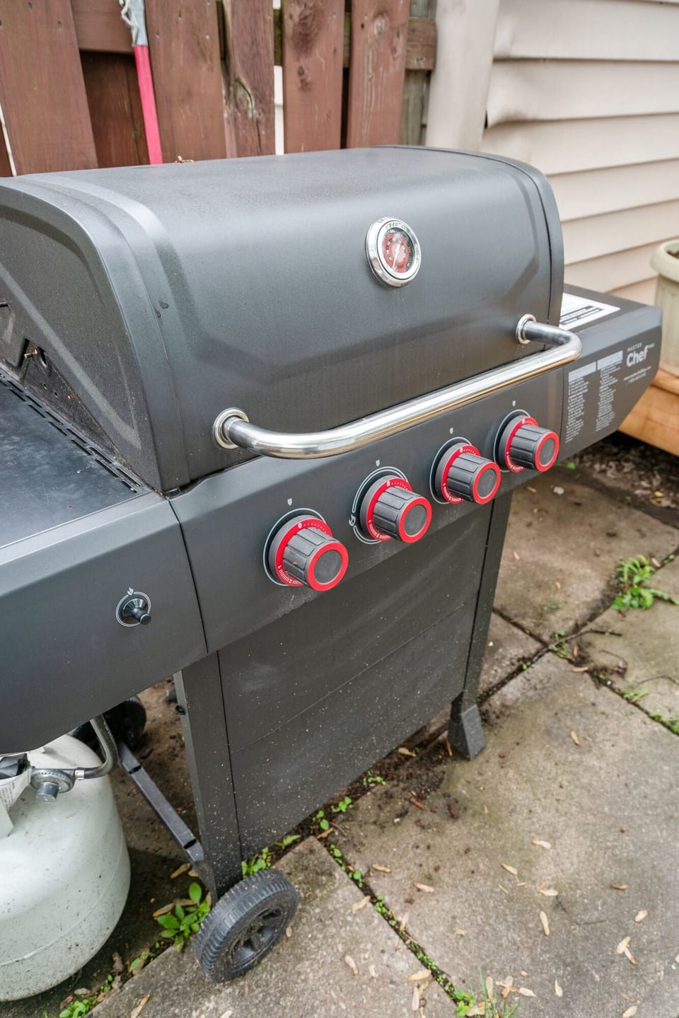 propane bbq available for your use 