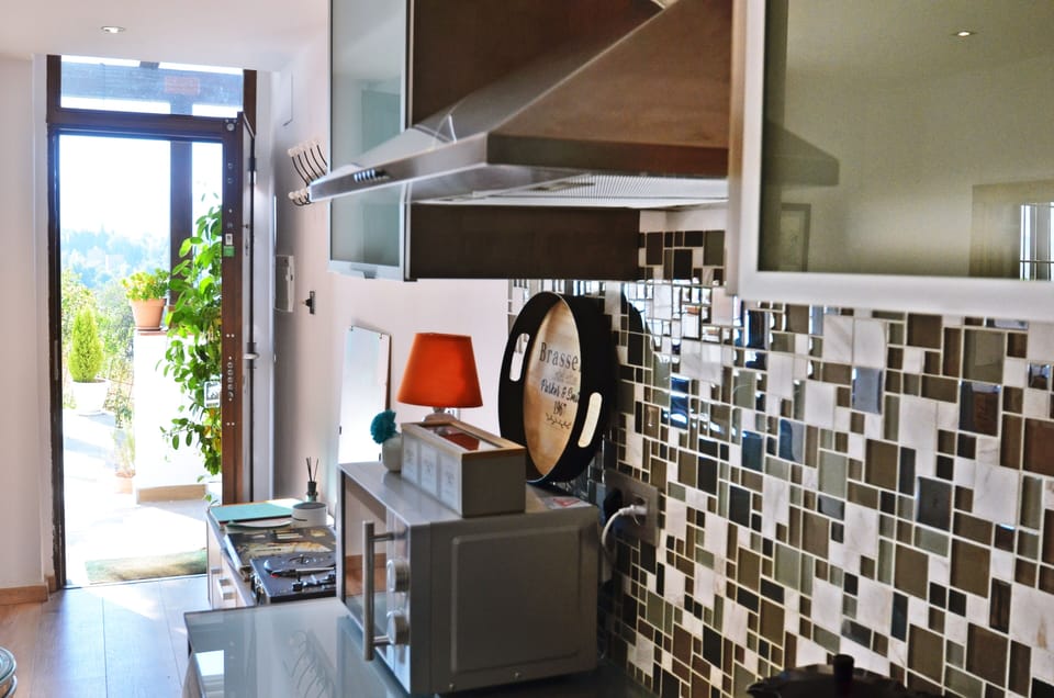 Alhamra, panoramic views and private parking  Apartment in Granada