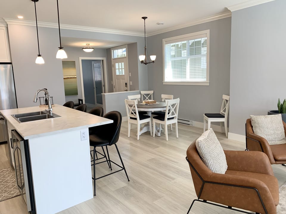 Gorgeous brand new home 