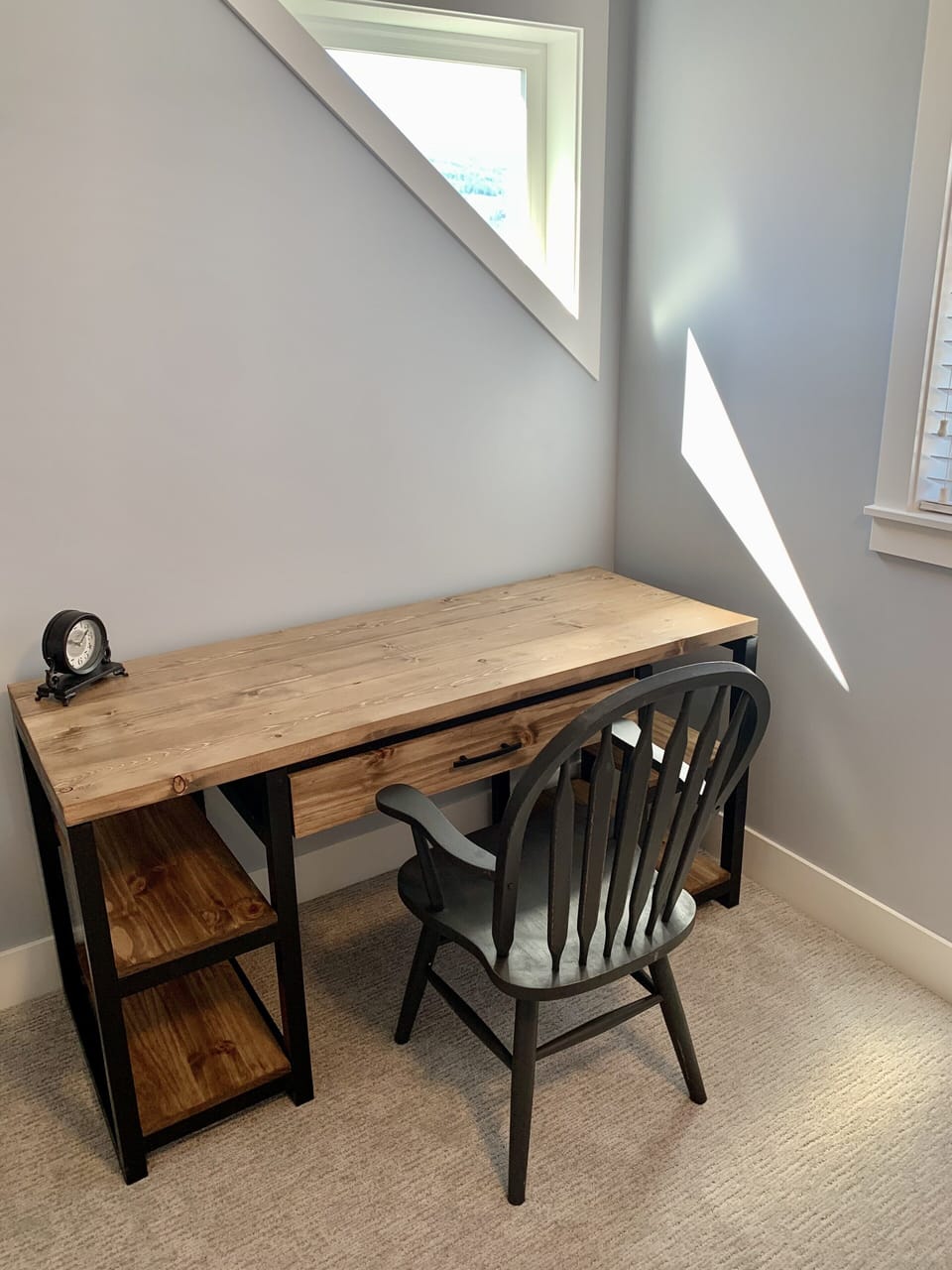 Desk space upstairs 