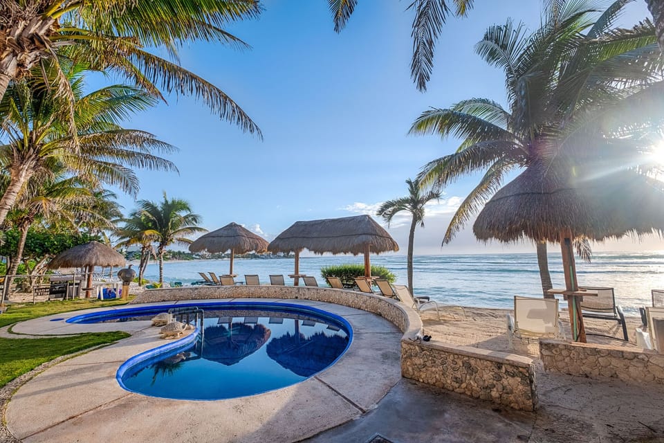 Lol Kanaab Beachfront Pool