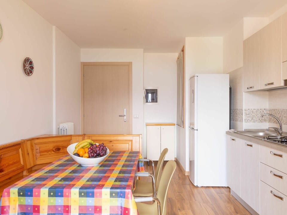 Cabinetry, Furniture, Property, Table, Countertop, Wood, Chair, Interior Design, Drawer, Flooring
