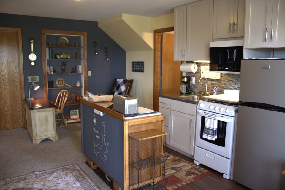 Well-equipped kitchenette for simple meals, coffee, and snacks