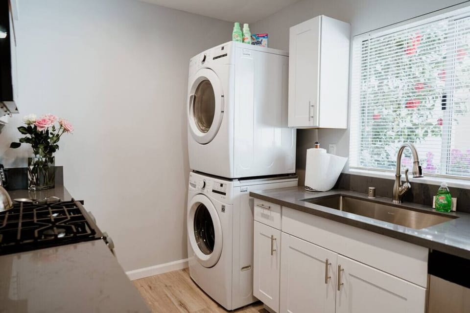 WASHER/DRYER -- View 3D Virtual Tour of the Property Here: https://tinyurl.com/yc8x2u3r
