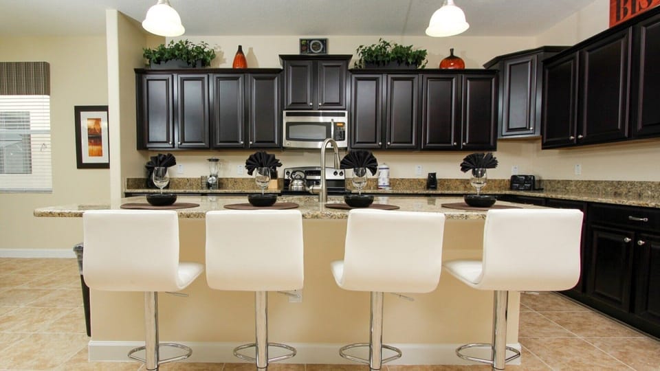 Kitchen (Angle)