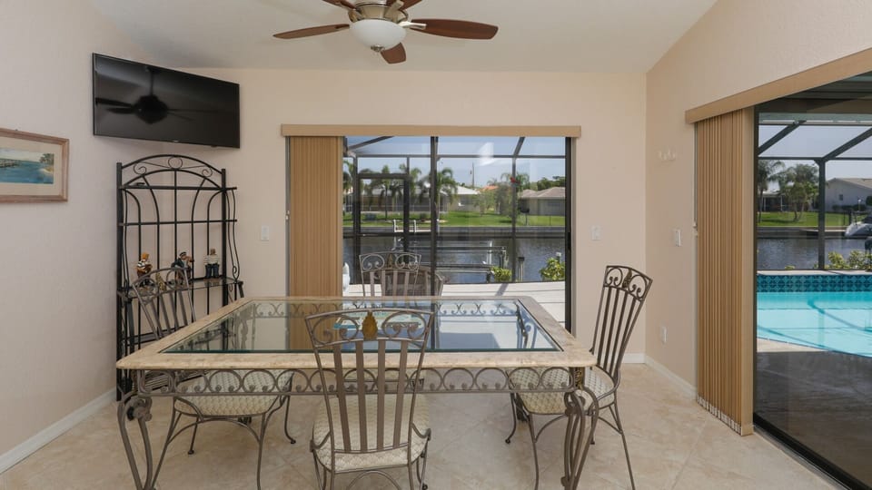 Dining Room 2