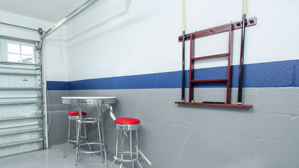 Game Room (Angle)