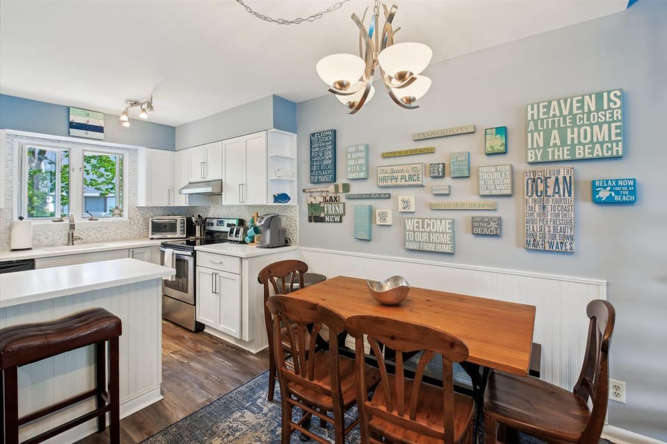 ,Dining Area,