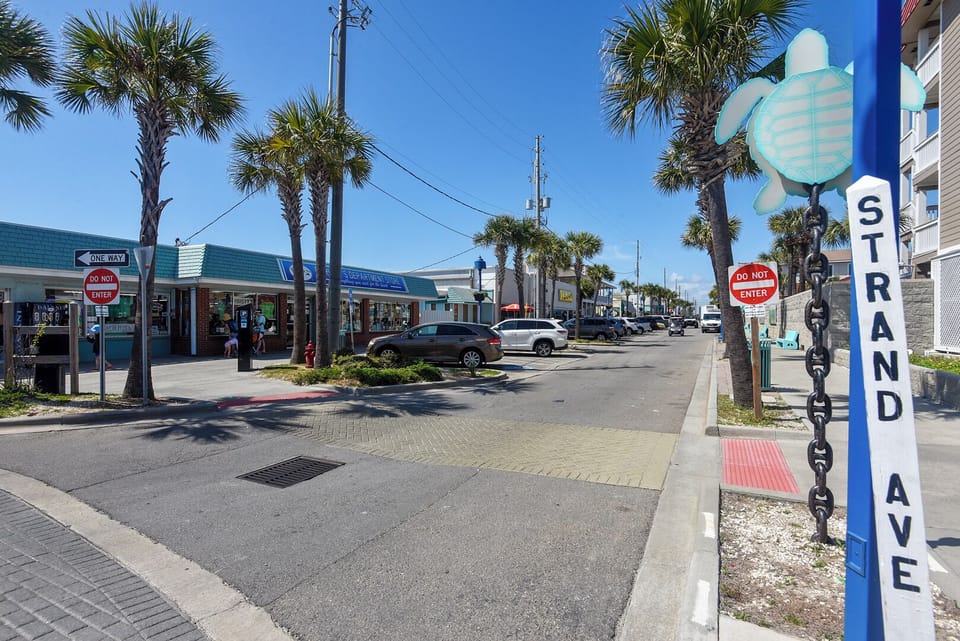 Main strip on the South side of the island with restaurants and shops