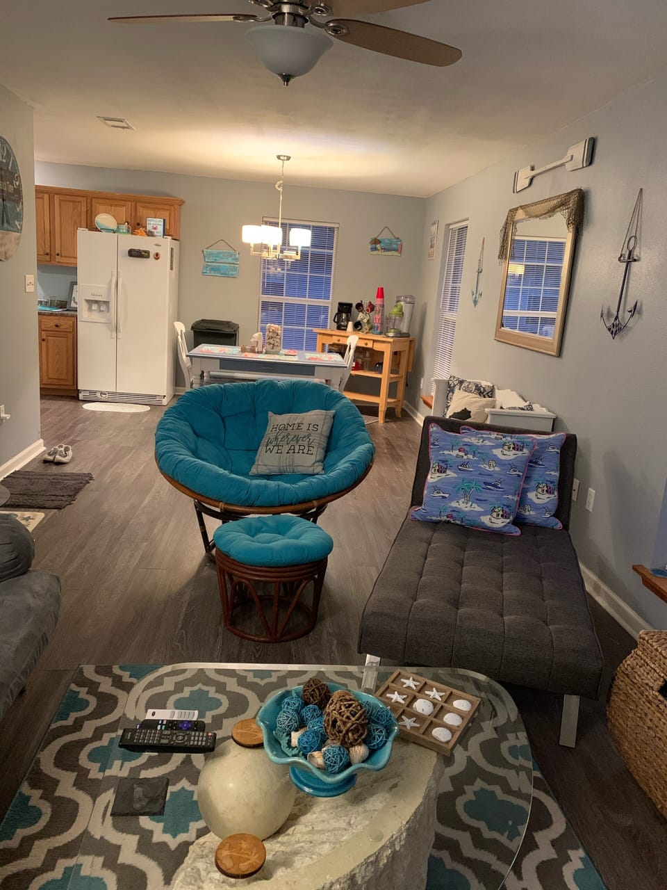 Open floor plan for living and dinning rooms 