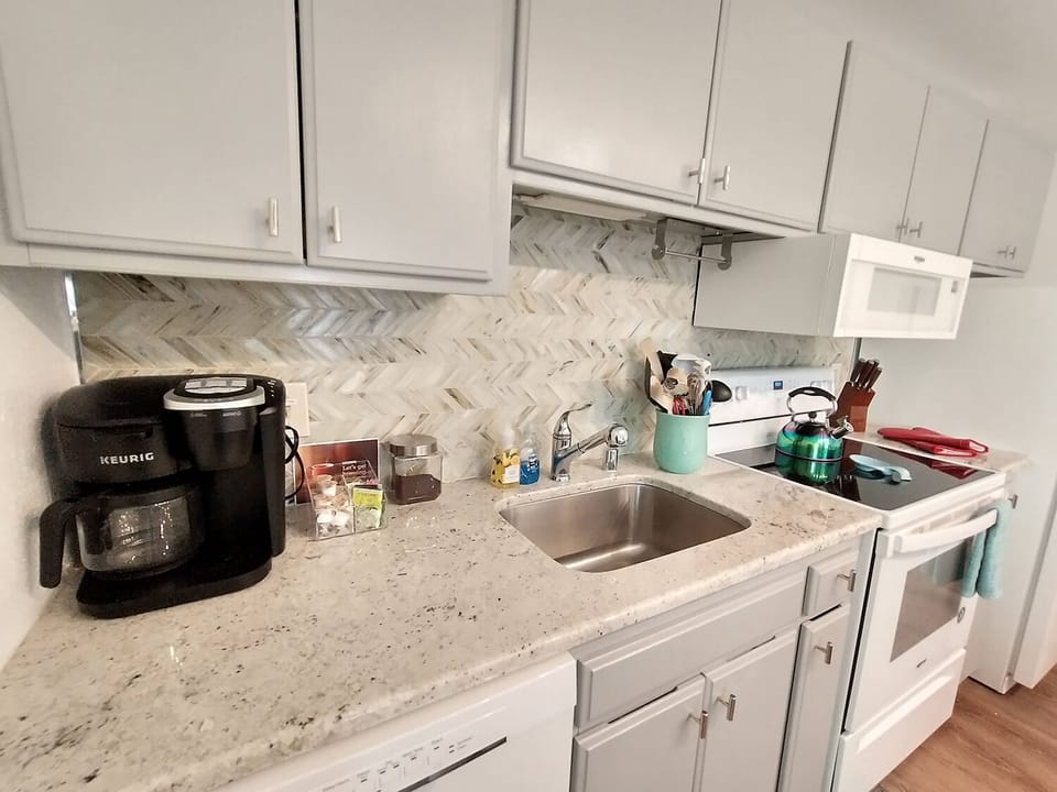 Kitchen counter