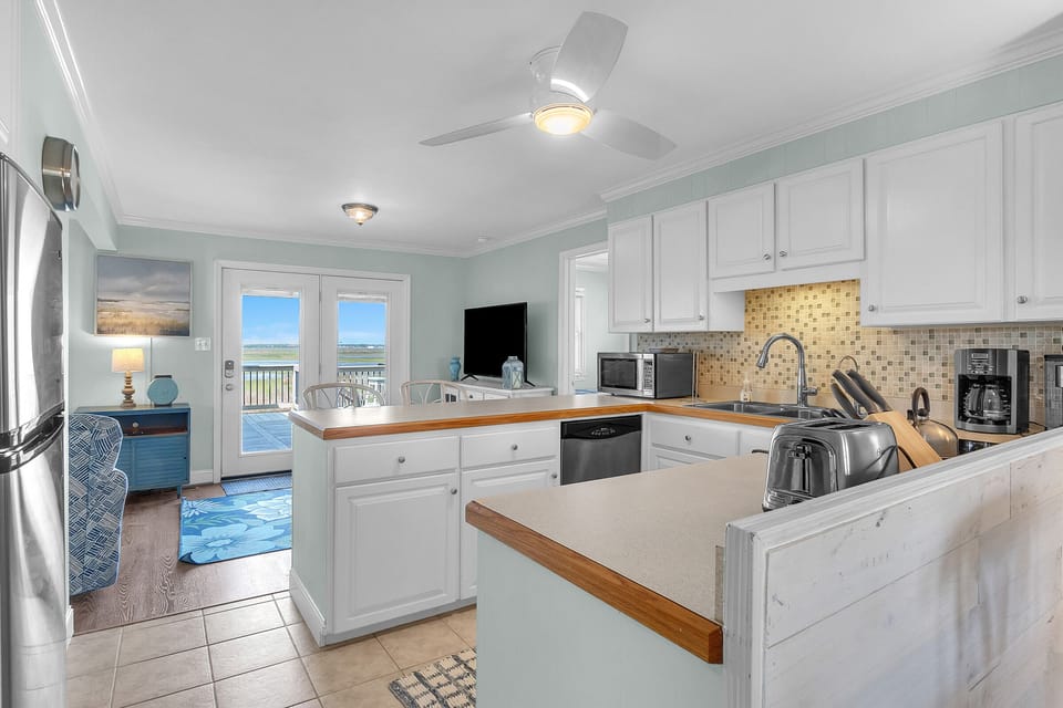 Kitchen - North