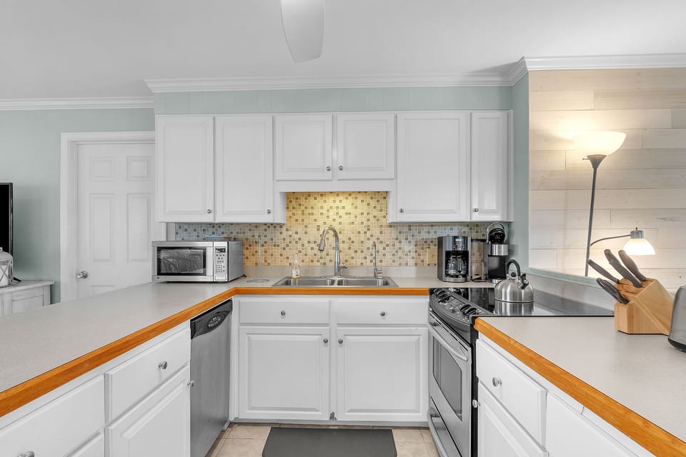 Kitchen - North