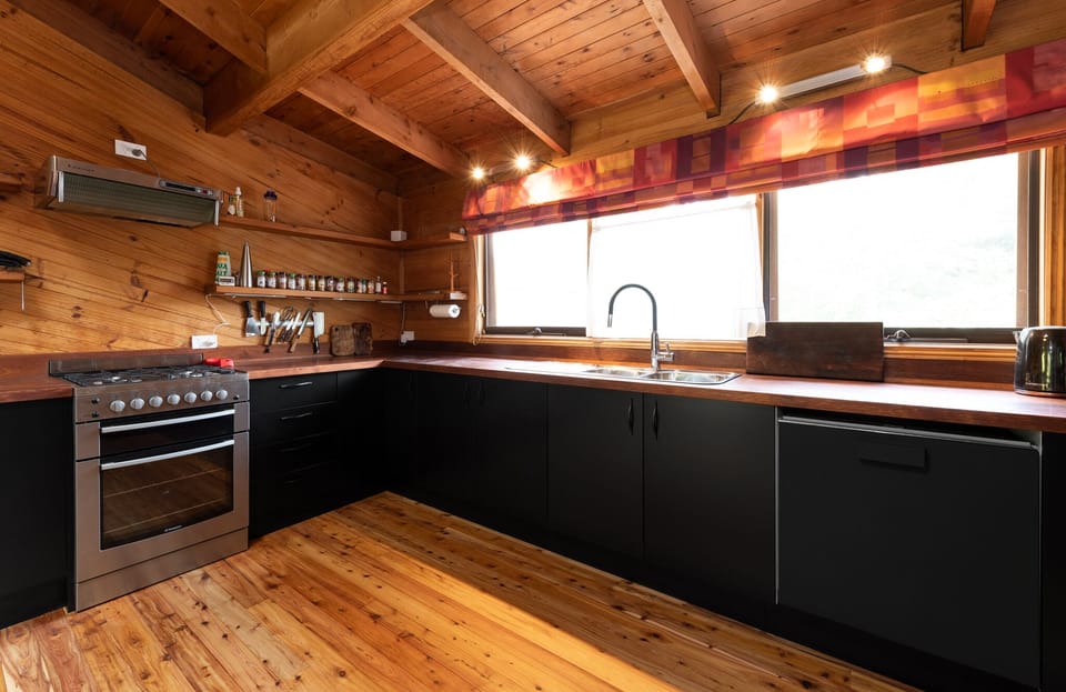Fully equipped kitchen for those who like to cook