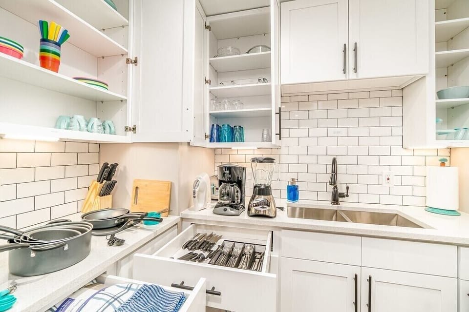 Blender, coffee maker, toaster, cookware, bakeware, mixer, etc. 