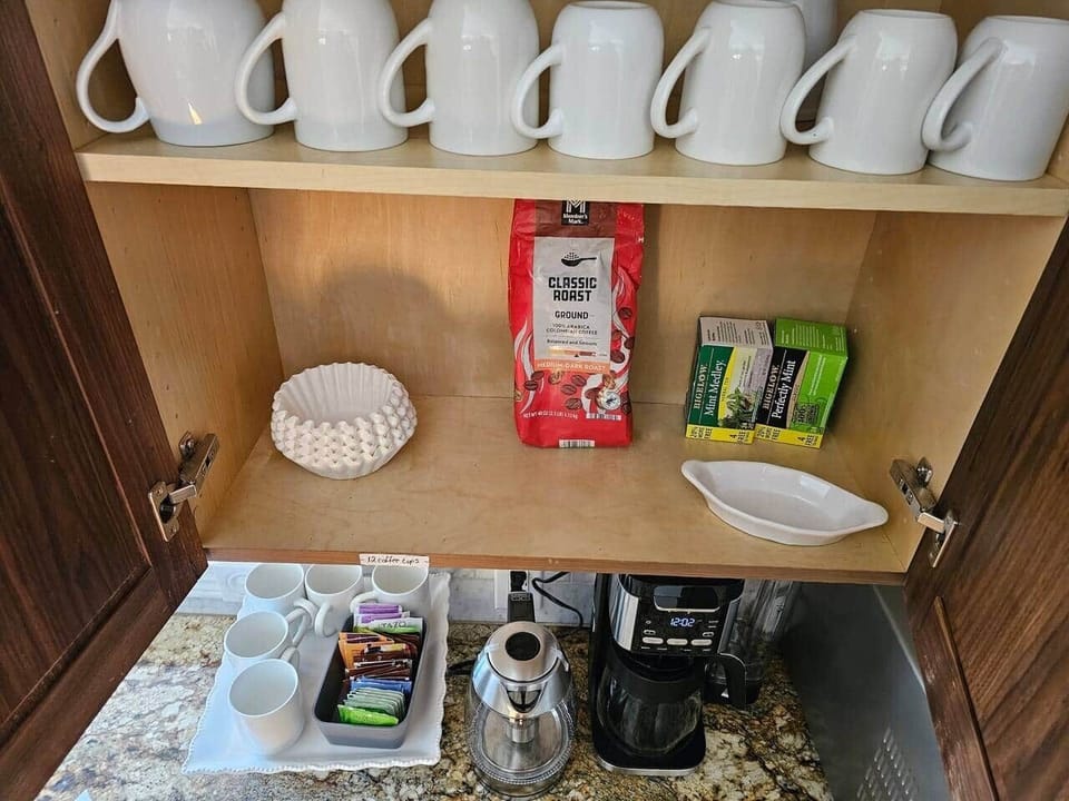 Enjoy a well-stocked coffee and tea bar with Ninja Coffee maker, hot water kettle, cups and all the resources to start your morning refreshed or wind down from a day on the slopes or at the lake.