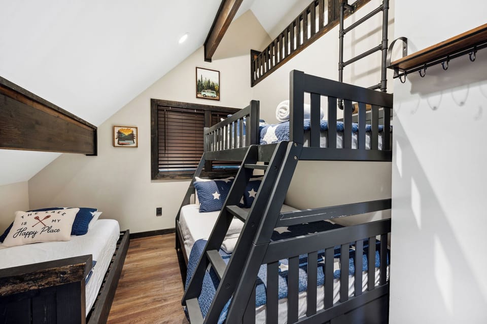 Upstairs Bunk Room