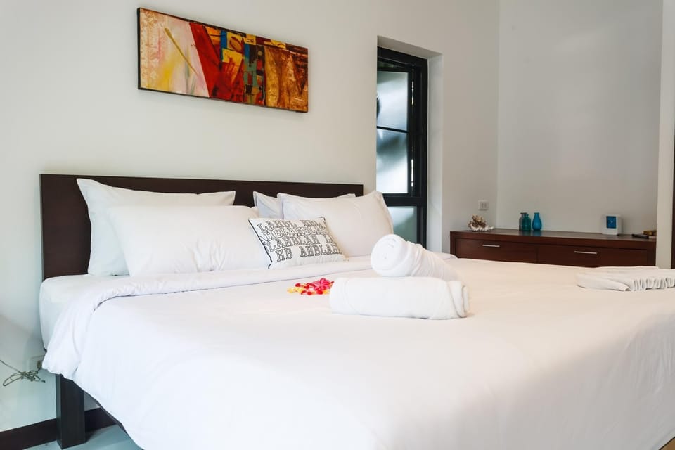Frangipani large pool villa - garden, BBQ & maid (632)