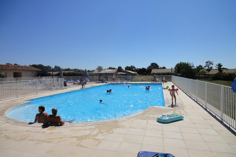 Holiday Home Swimming Pool