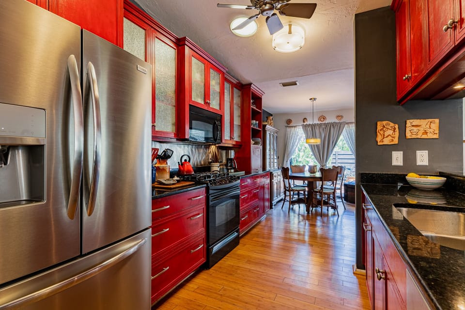 This kitchen has everything you may need for your vacation!