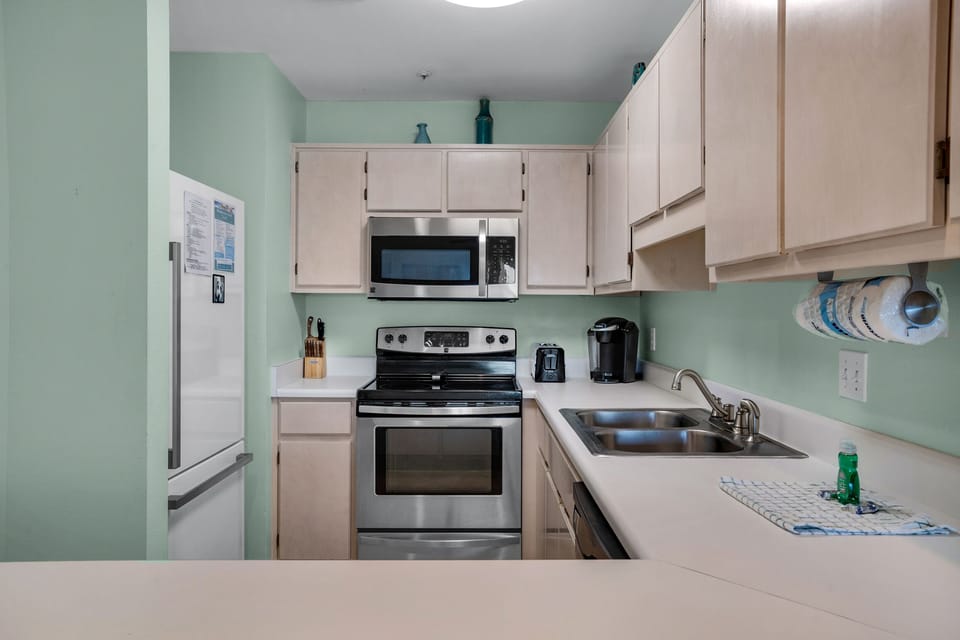 Kitchen has everything you need