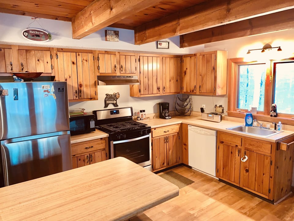 Full kitchen!