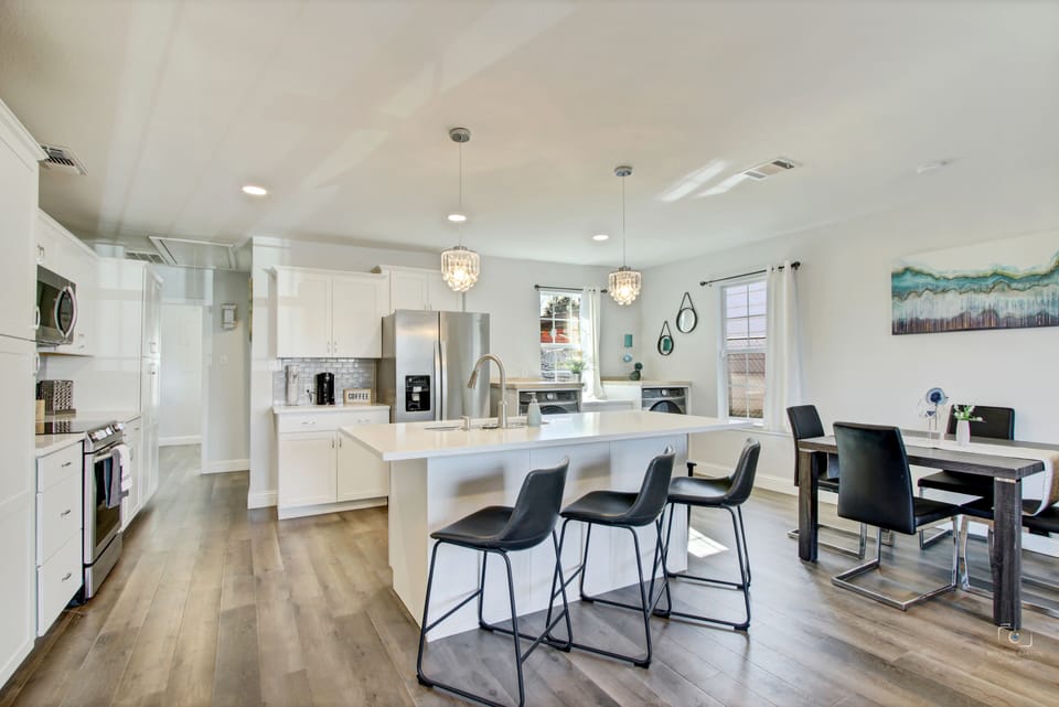 Island W/Seating and Dining Area near Kitchen