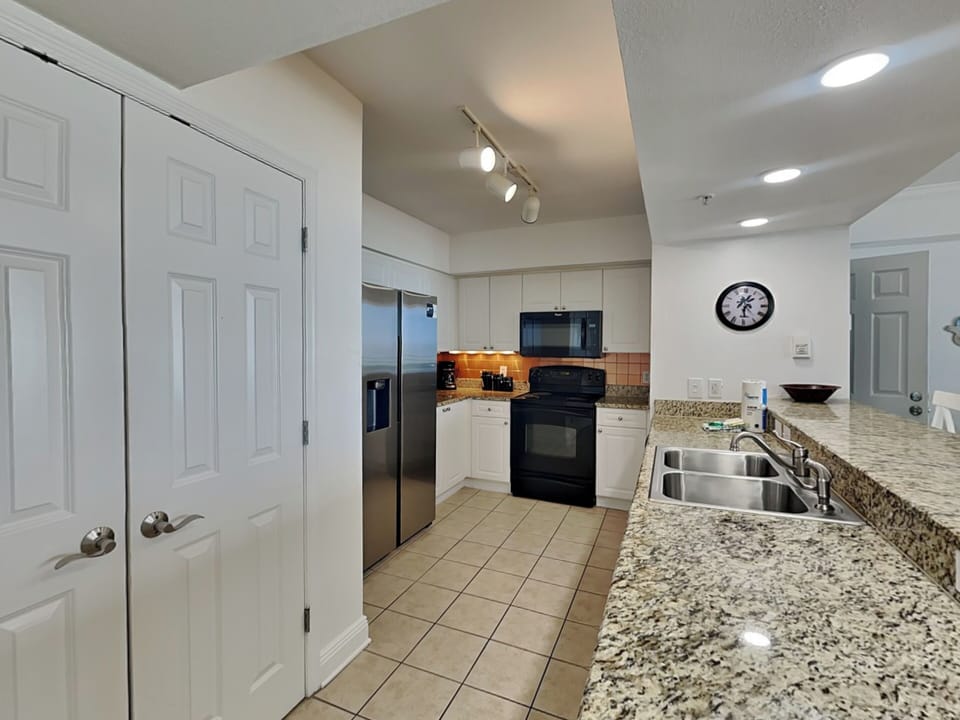 Kitchen - Modern Appliances