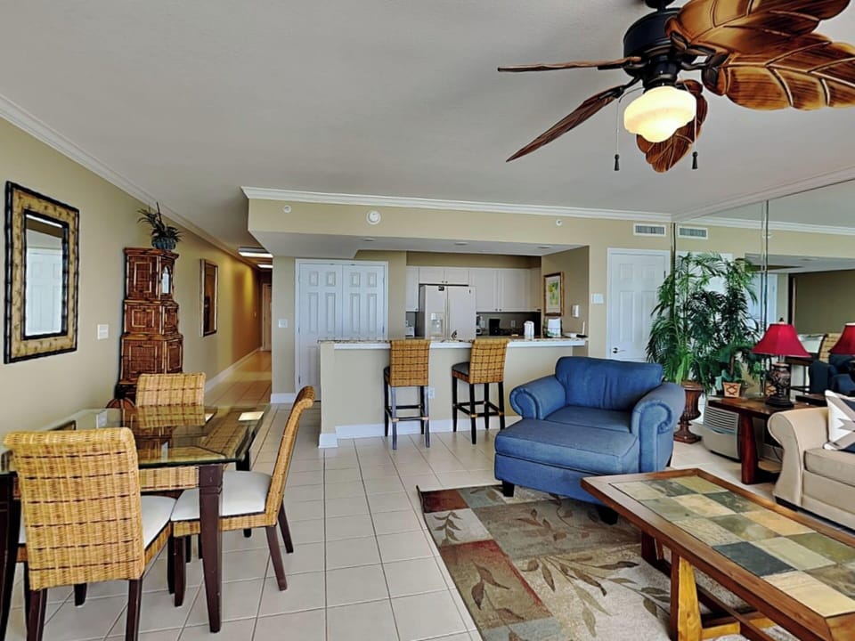 Living Area - Open Floor Plan