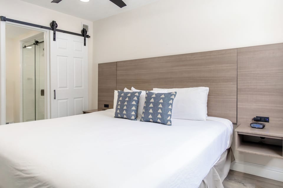 Unit with 1 King bed in the Primary Bedroom  and 1 Queen bed in the Guest Bedroom