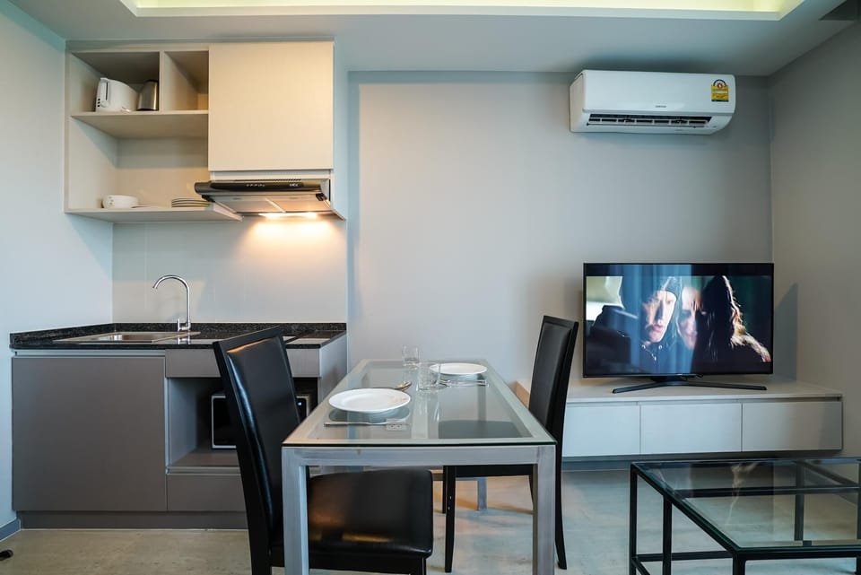 6Av 717 Modern studio, walk to Surin beach (36)