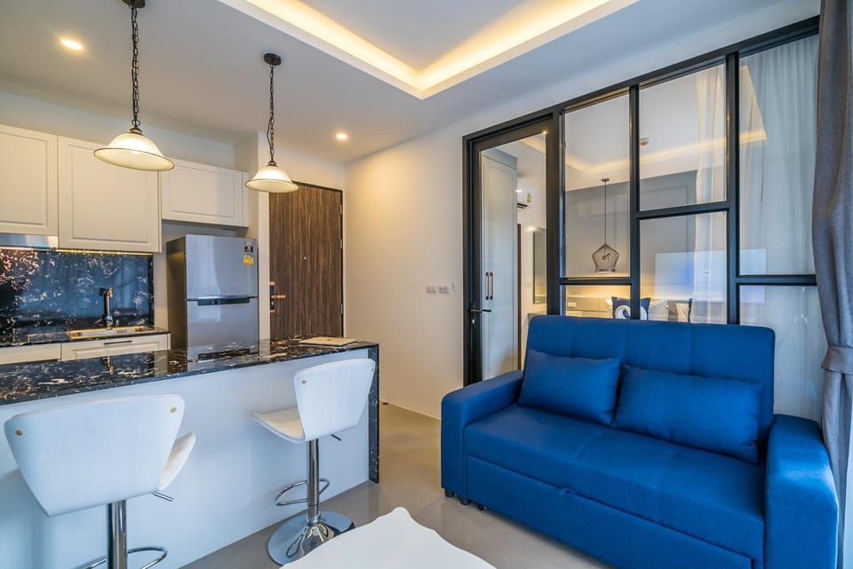 Palmyrah Surin, comfortable condo 700m to beach! (5908)