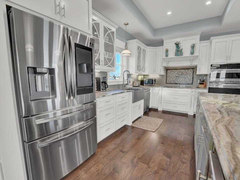 Kitchen, 3rd Floor