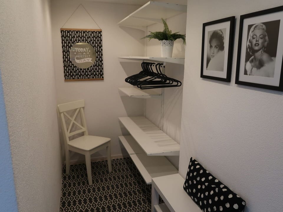 Picture Frame, Chair, Floor, Shelving, Shelf, Building, Real Estate, Flooring, Art