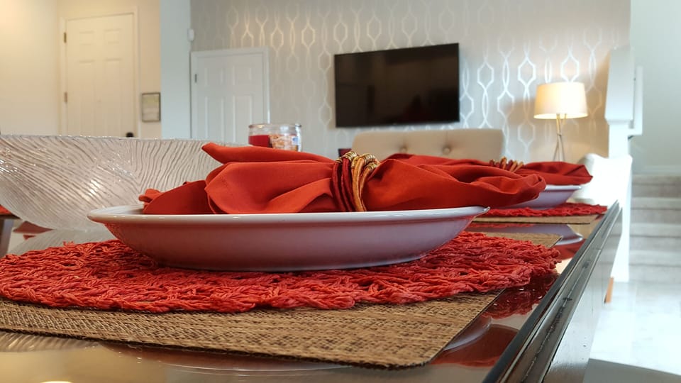 Detail of living, with the TV 55" 4 K .(Streaming).