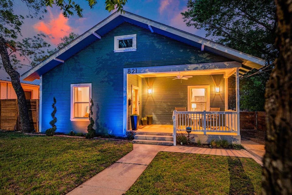 Blue Heron Cottage awaits