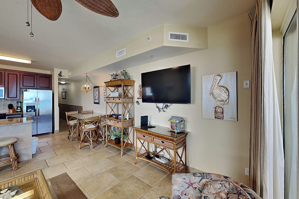 Living Area - Smart TV