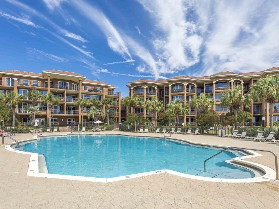 Mediterranea Pool