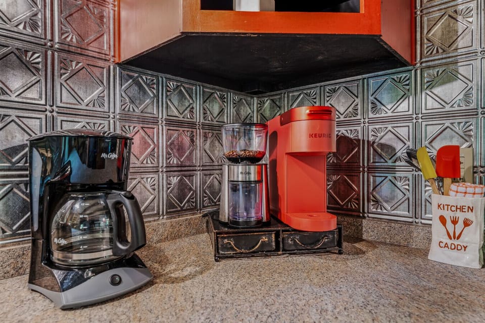 Make a mean brew! Standard drip and Keurig.