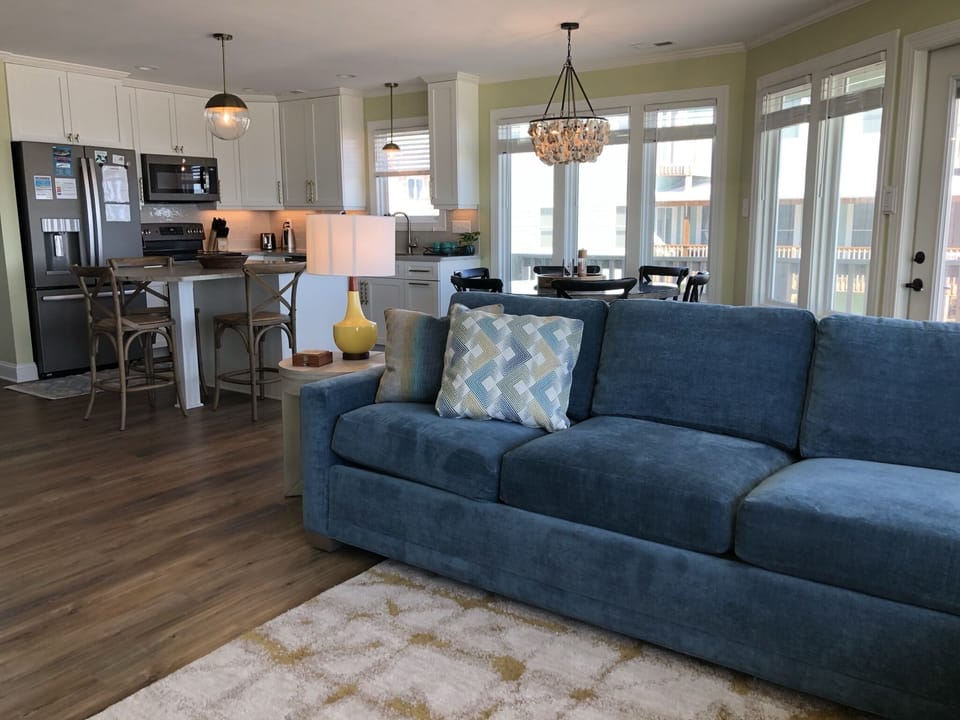 A look from the living area into the kitchen