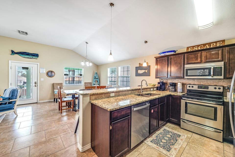 Kitchen:  Electric appliances