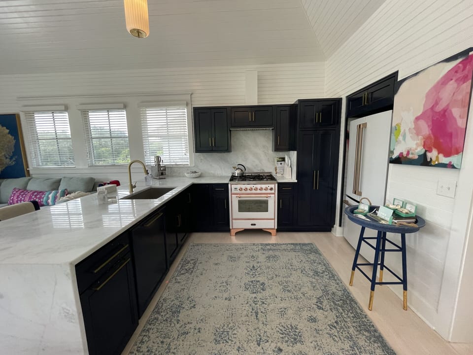 Even the Kitchen is FUN: Dual fuel oven, gas range, French door fridge, disposal