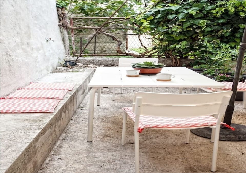 Outdoor sitting area.
